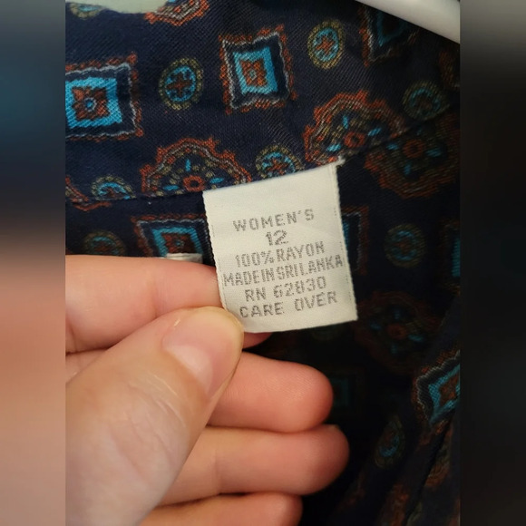 Vintage Lands End Women's Button Up Long Sleeve Shirt - Picture 5 of 6